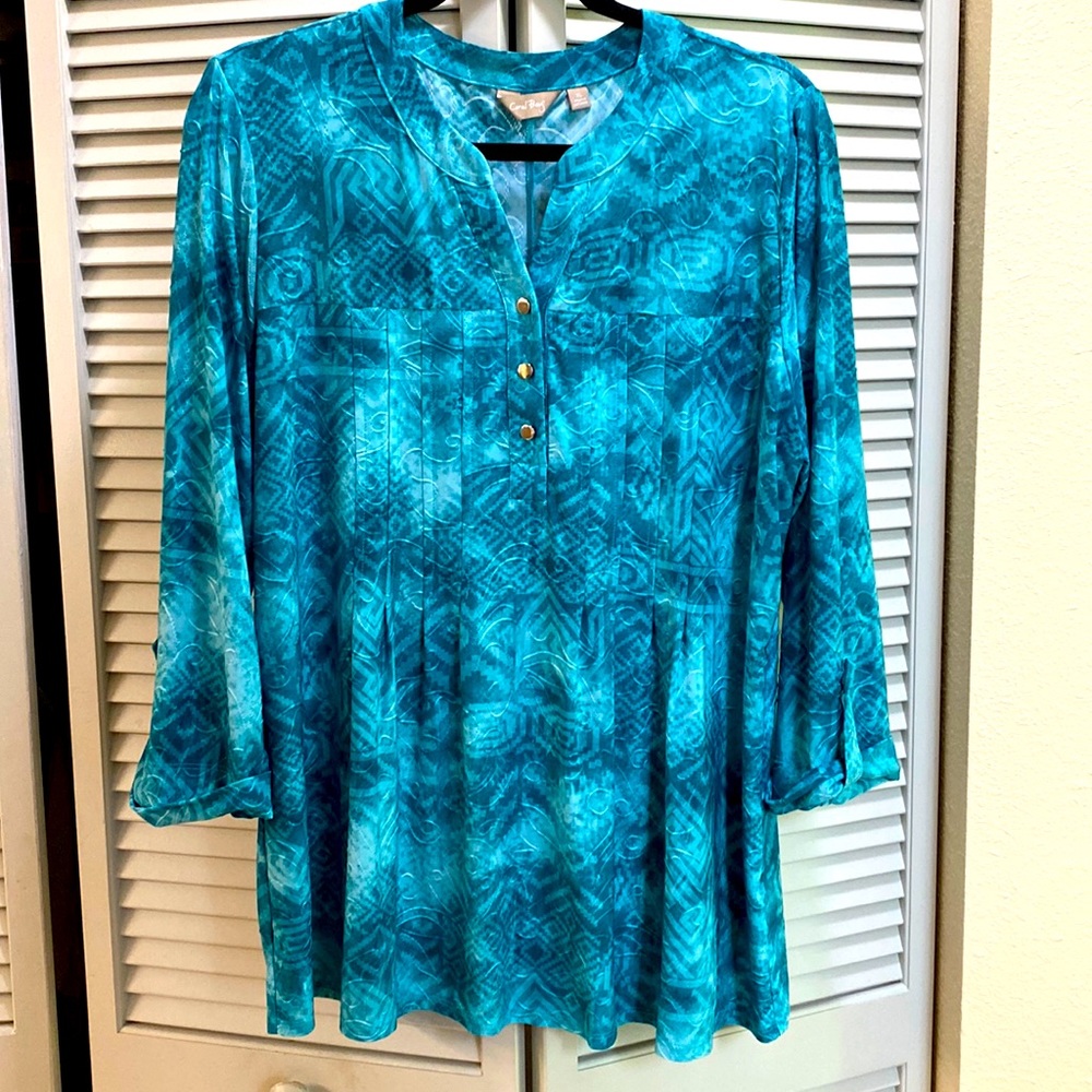 Wrinkle Free Coral Bay Top barely worn size XL